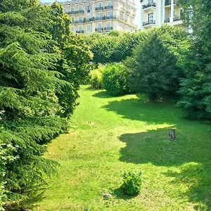Appartement Moderne,face Au Parc., Aix-les-Bains